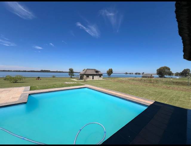 3 BEDROOM HOUSE FOR SALE IN VAAL MARINA